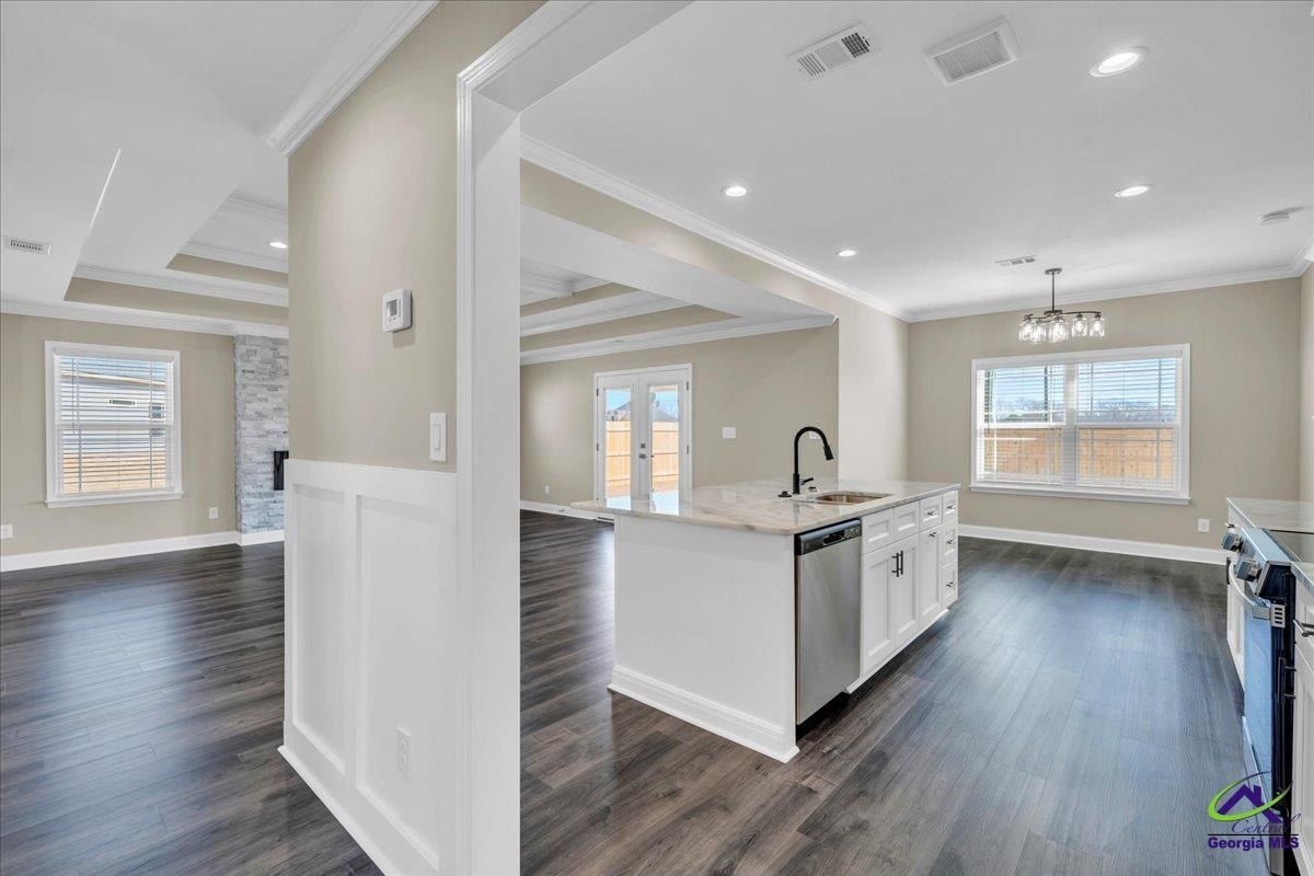134 Early Drive. Byron, GA 31008