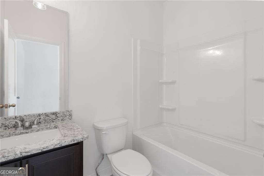962 Homepark Circle. Buford, GA 30518