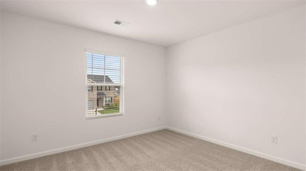 37 Weymouth Drive. Locust Grove, GA 30248