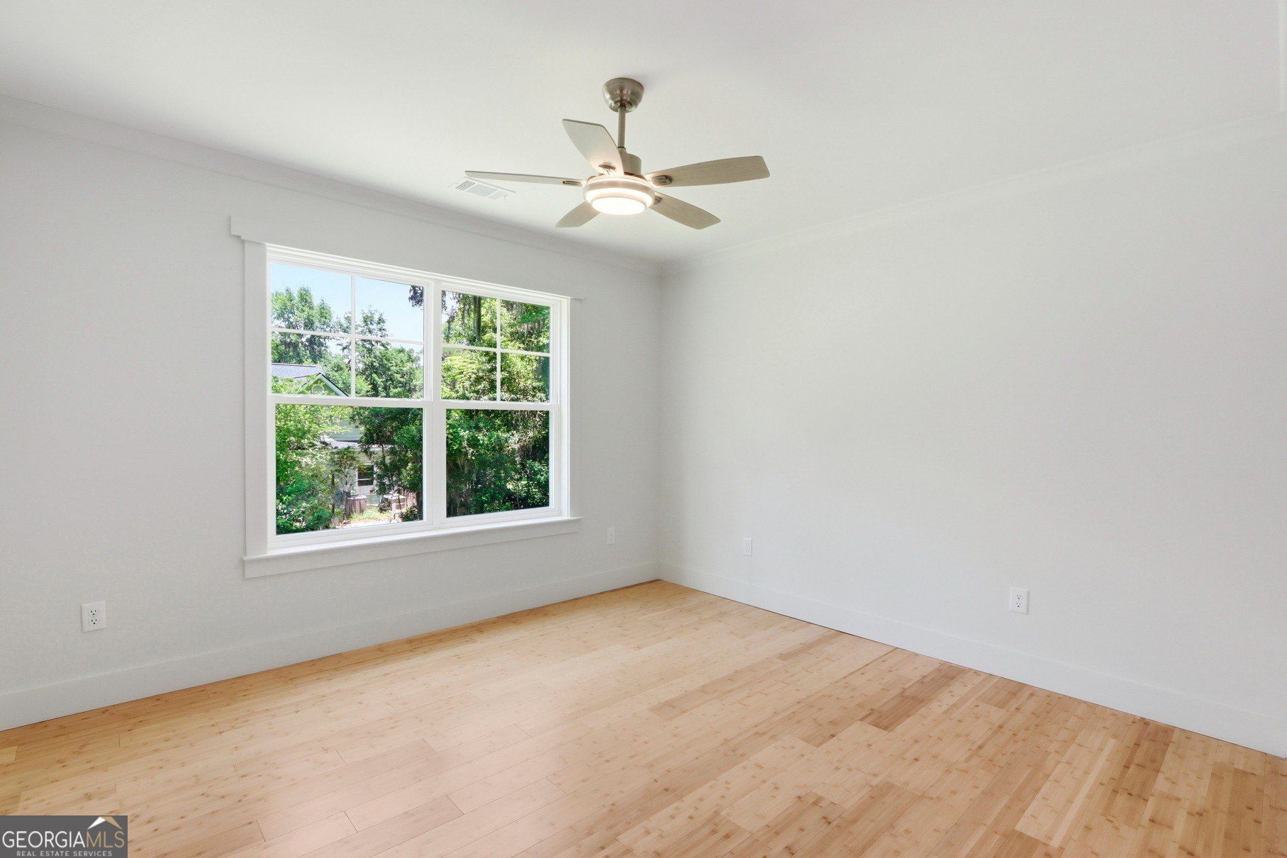 45 Dutchmans Cove Road. Midway, GA 31320