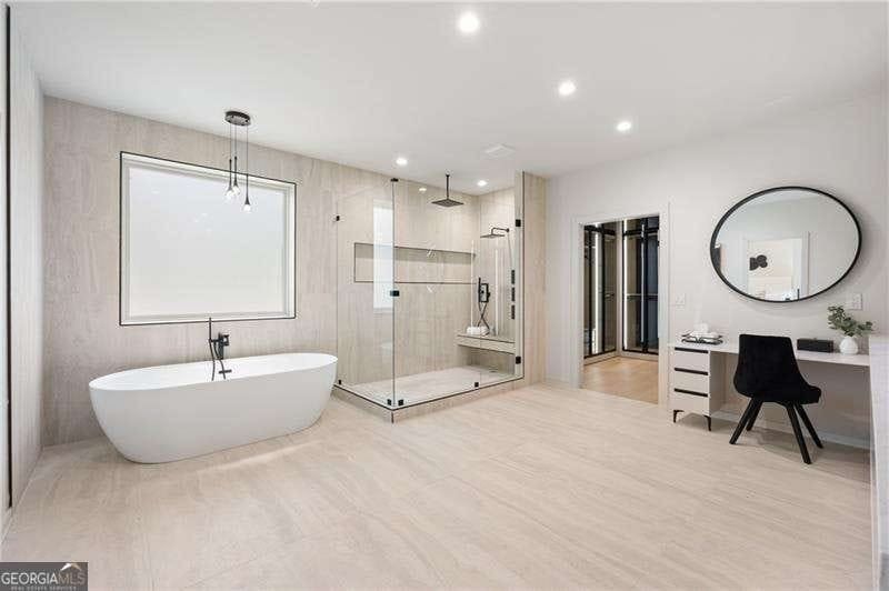 Sandy Springs, GA 30328
