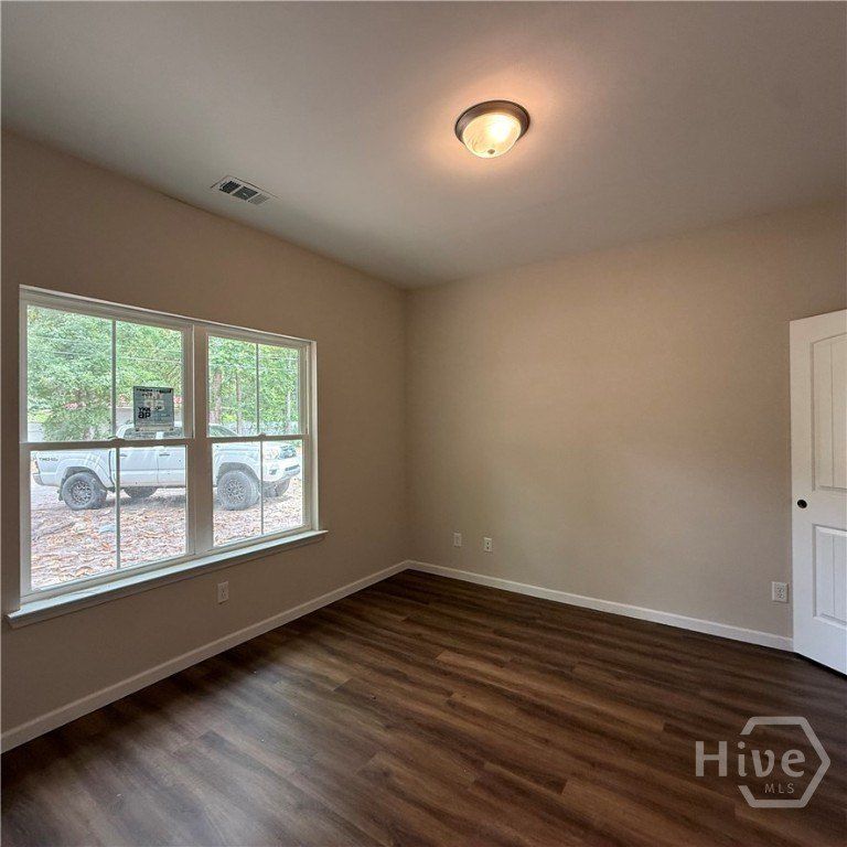 1302 Kentucky Street. Darien, GA 31305
