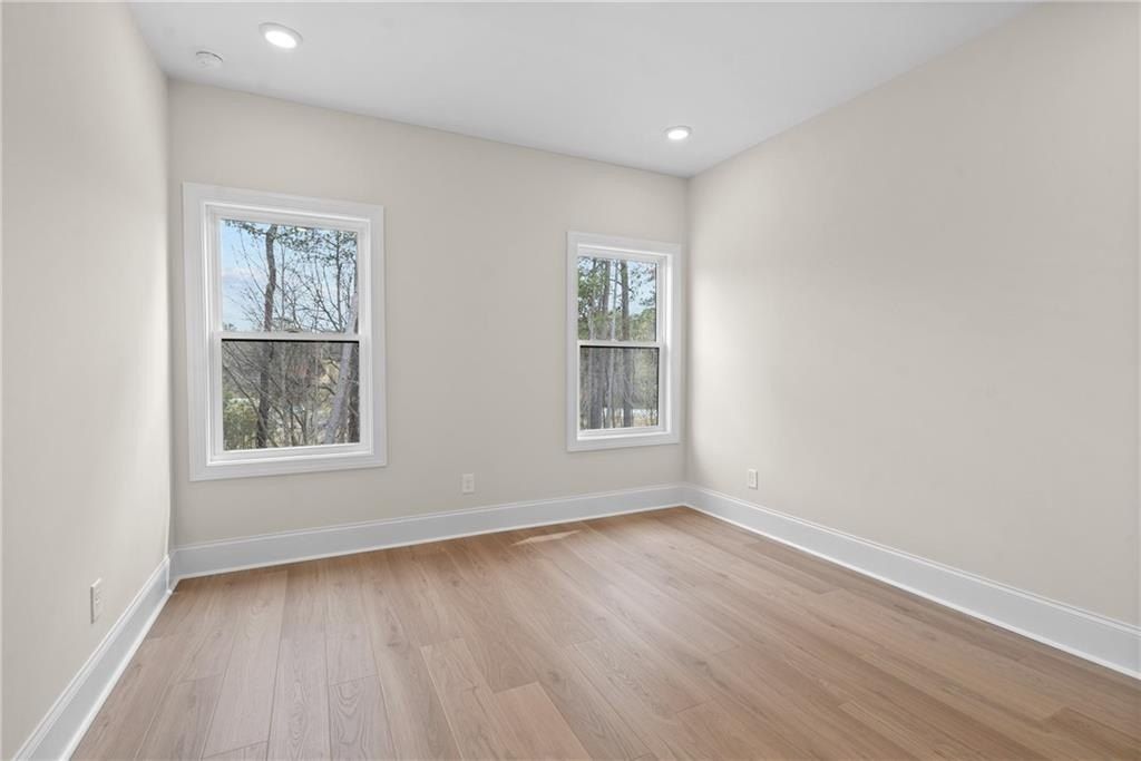 10015 Rupple Lane. Johns Creek, GA 30005