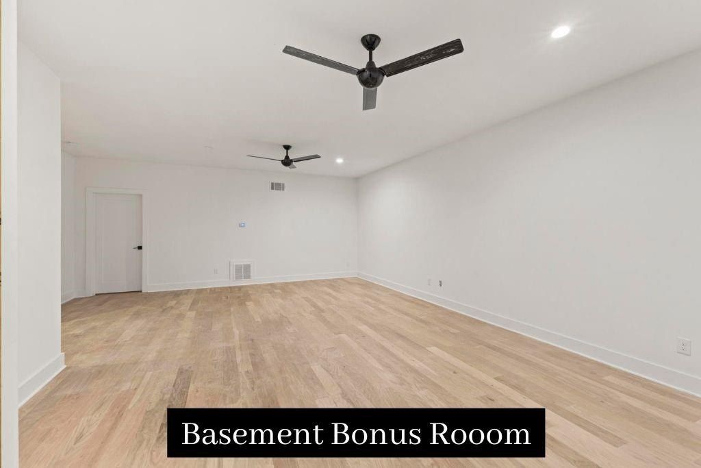 940 Laurel Brooke Avenue. Peachtree City, GA 30269