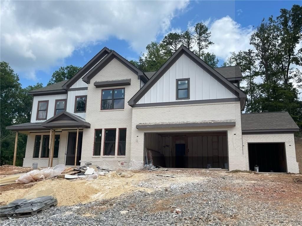 8260 Crooked Creek Drive. Cumming, GA 30028