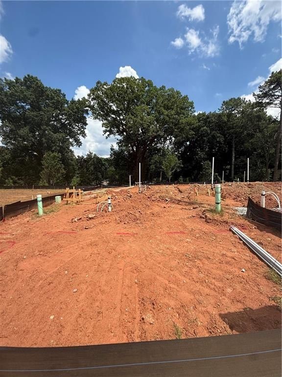 1961 Walton Court. Tucker, GA 30084