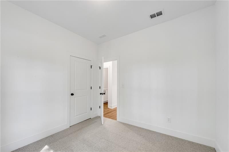 2737 Hallwood Lane. Suwanee, GA 30024