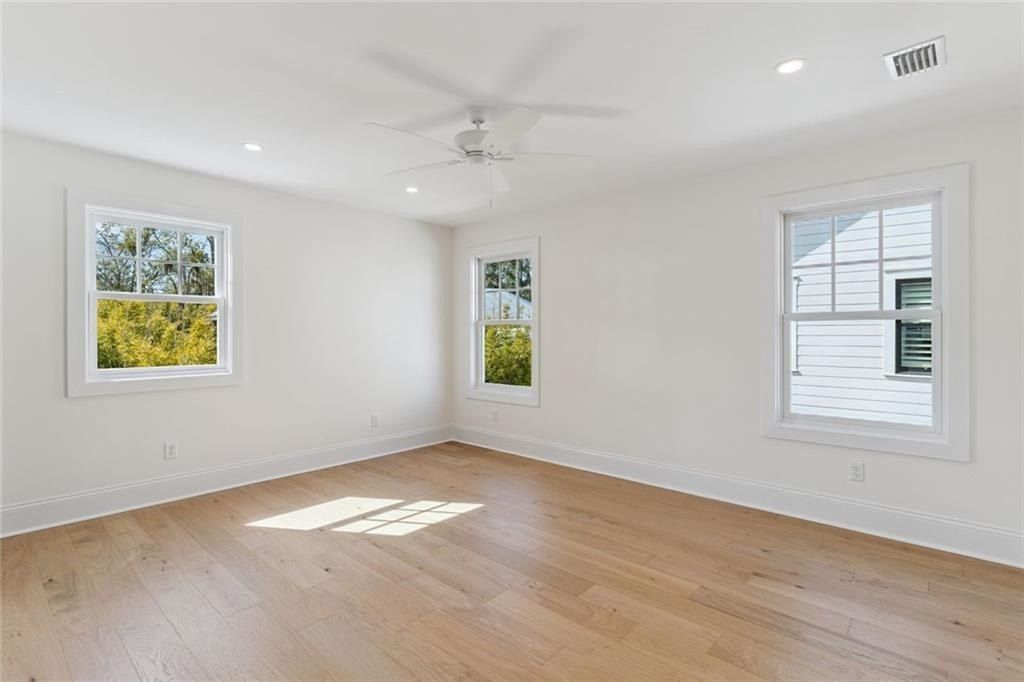 159 Ledbetter Avenue. Saint Simons Island, GA 31522