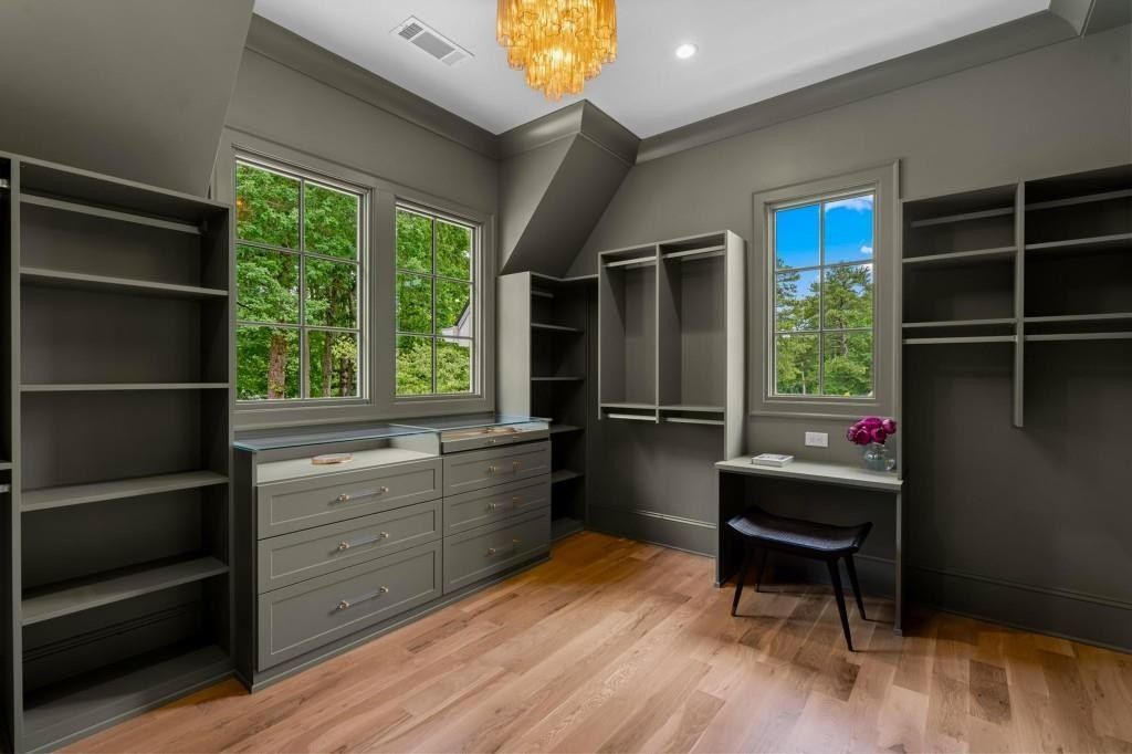 610 River Chase Ridge. Sandy Springs, GA 30328