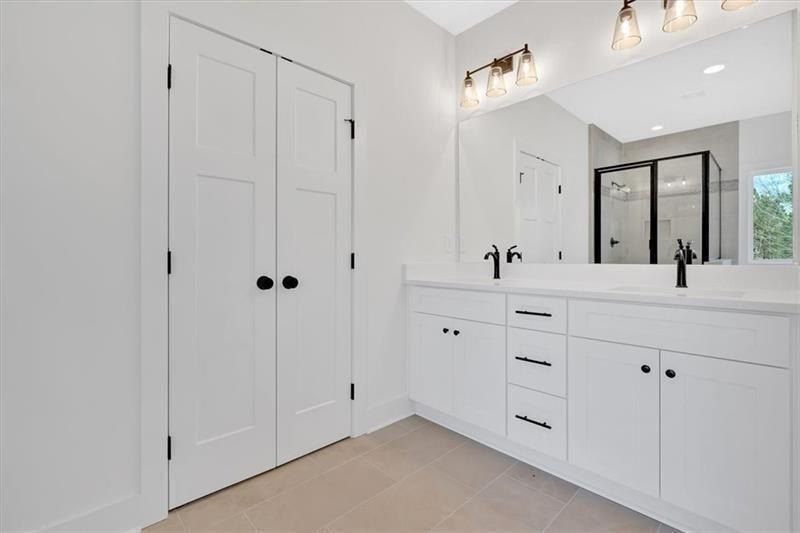 648 Longwood Place. Dallas, GA 30132