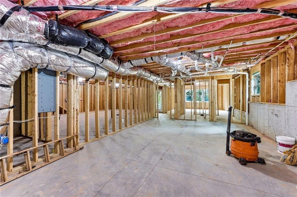 6121 Timberidge Drive. Gainesville, GA 30506