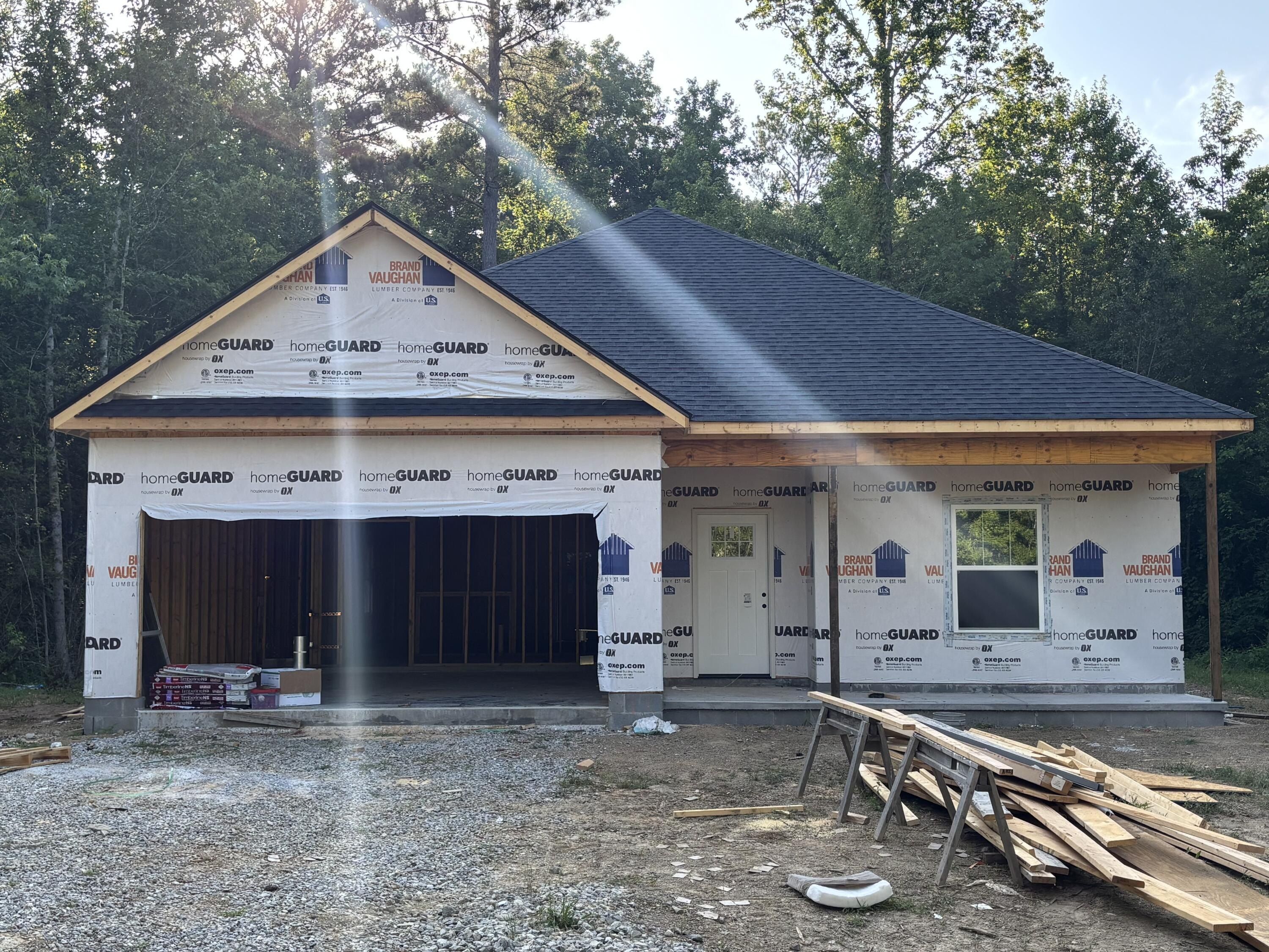 366 Oak Valley. Lafayette, GA 30728