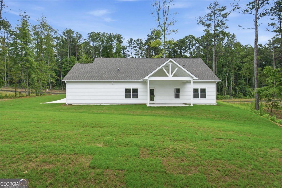 2474 Fischer Road. Sharpsburg, GA 30277