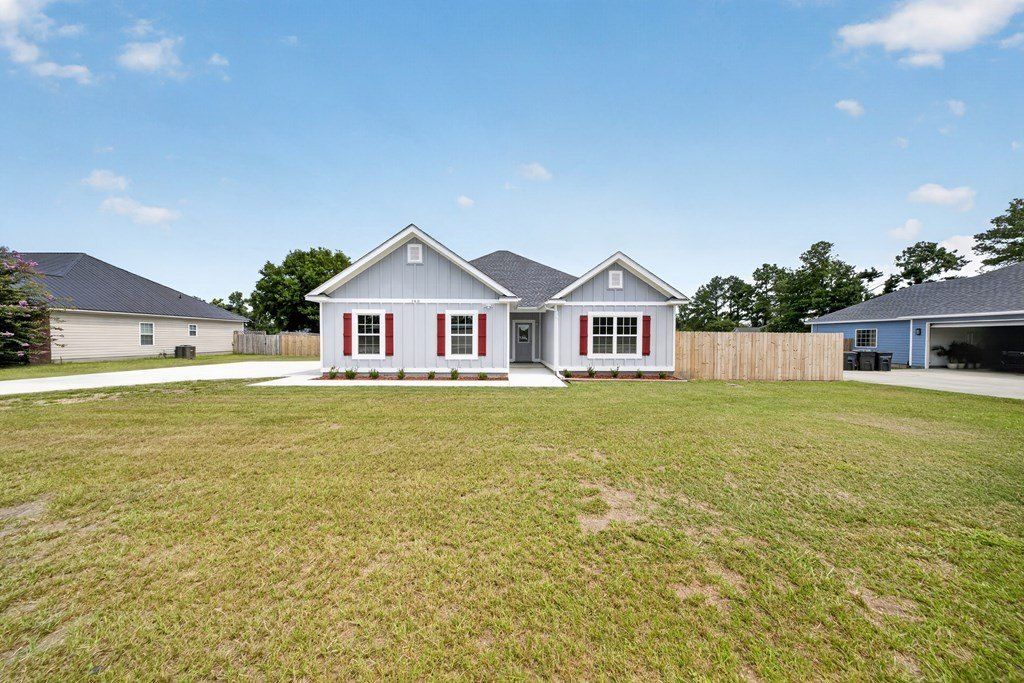 160 W Main. Lakeland, GA 31635