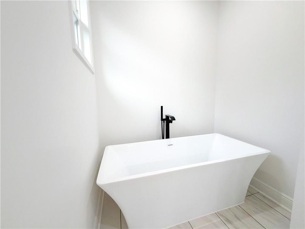 357 Bagley Road. Forsyth, GA 31029