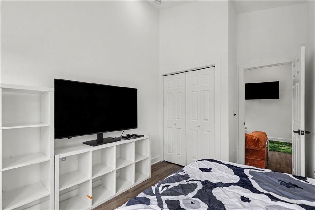 6305 Shannon Parkway. Union City, GA 30291