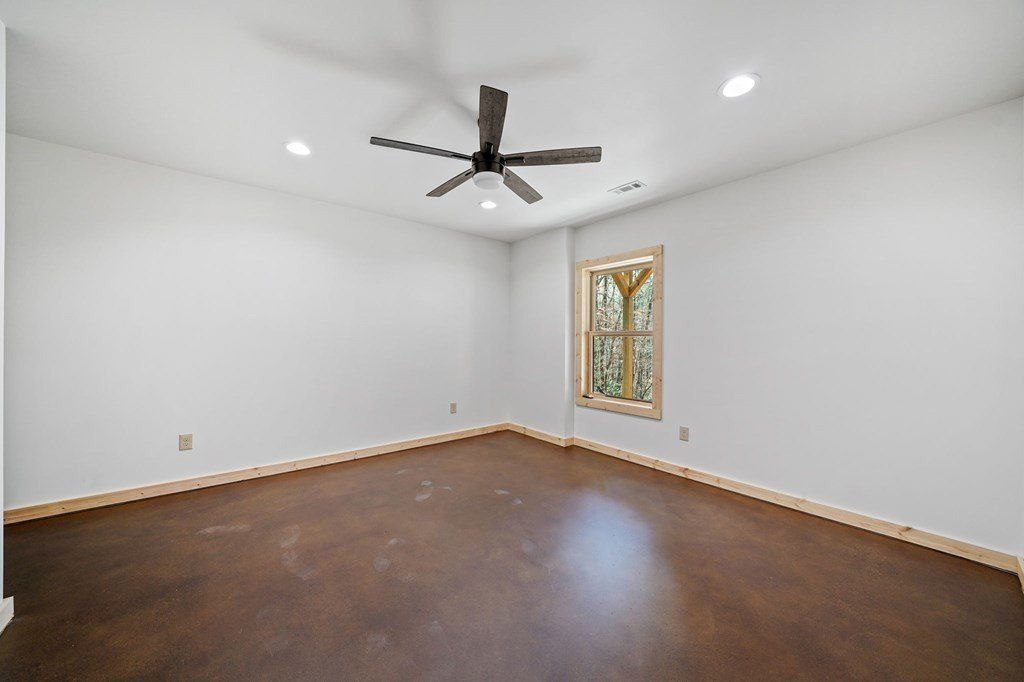 641 Bryant Farm Lane. Ellijay, GA 30540