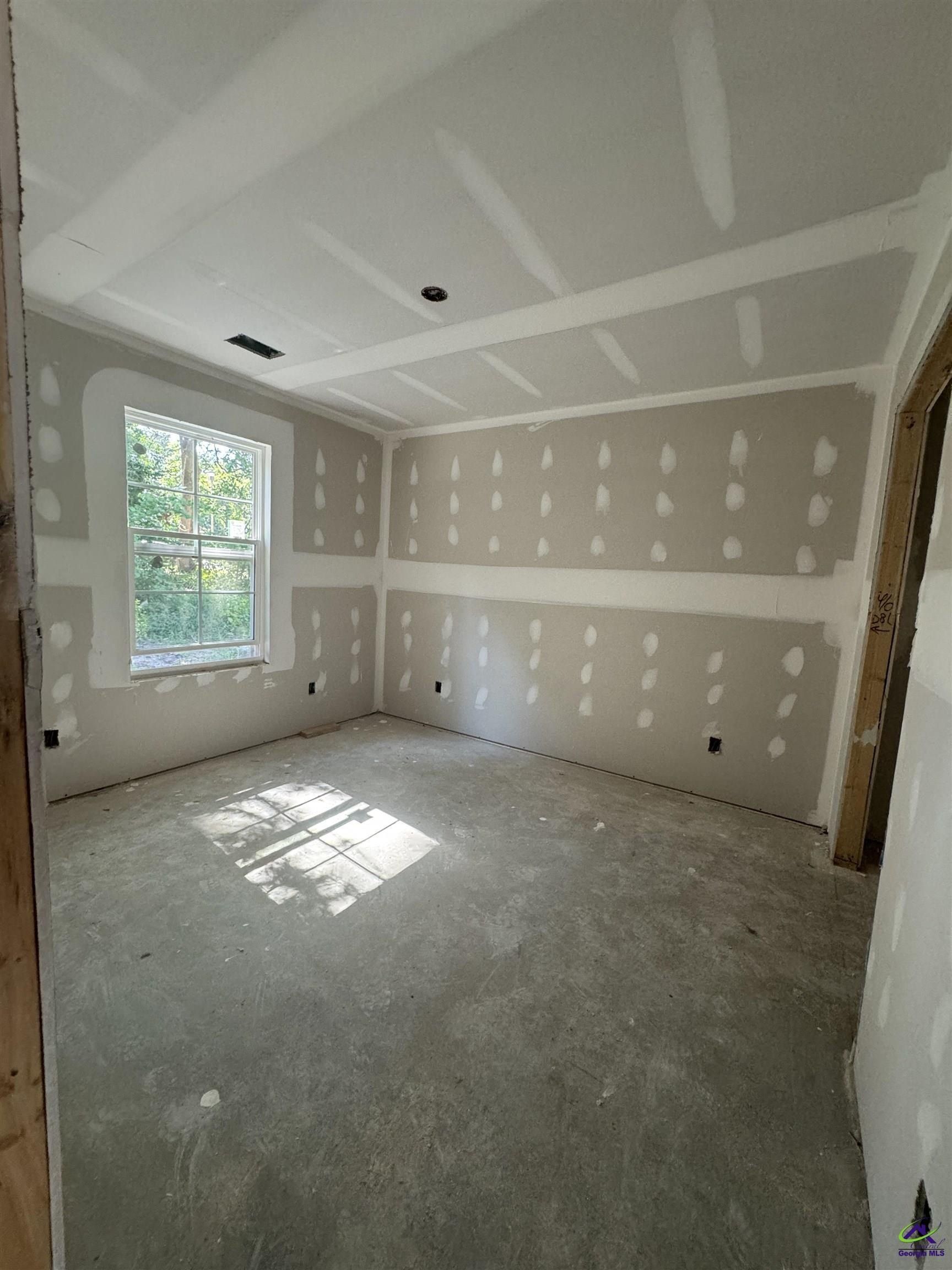 212B Tabor Drive. Warner Robins, GA 31093