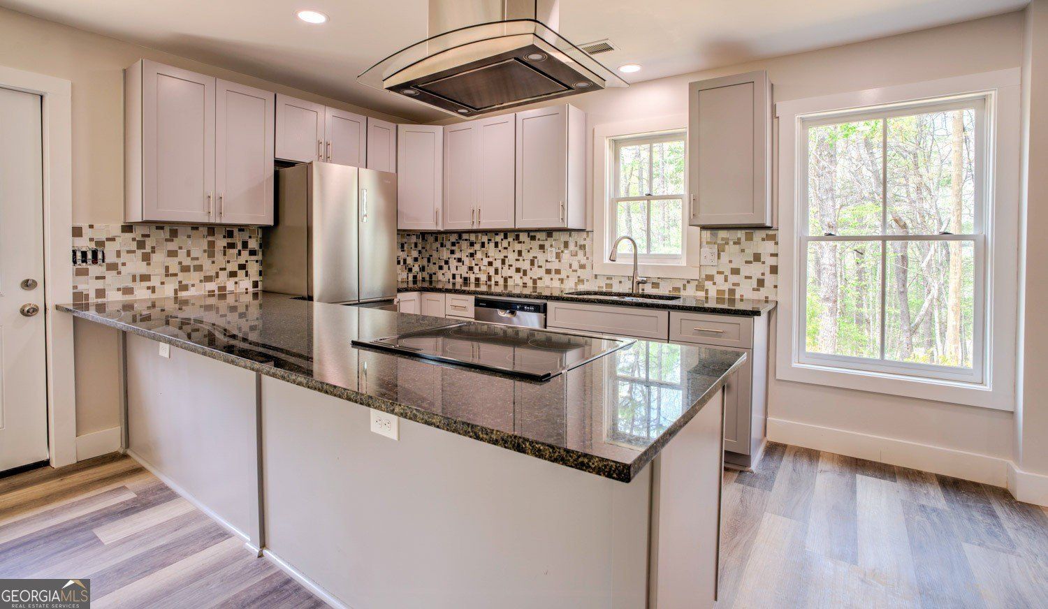 136 Key Lane. Lakemont, GA 30552