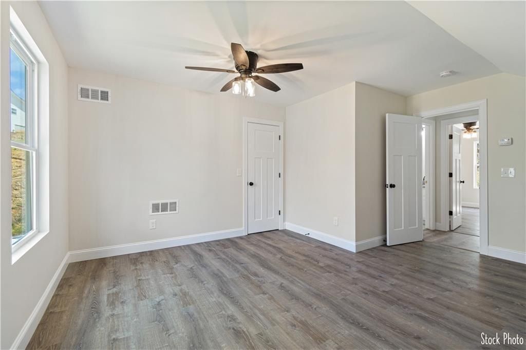 350 Grand Oak Lane. Dahlonega, GA 30533