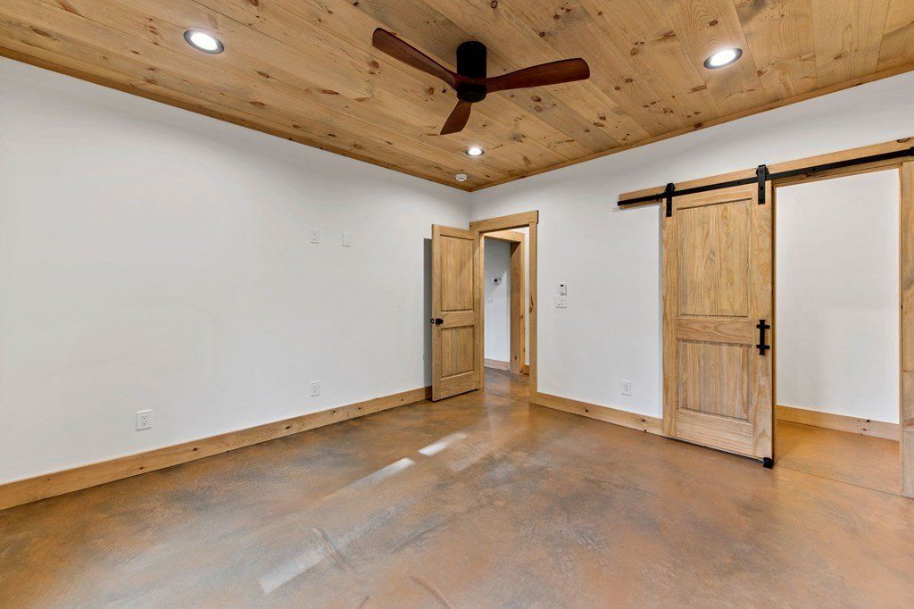 144 Highlands Gap. Mineral Bluff, GA 30559