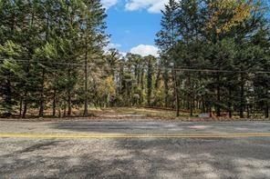 883 Mountain View Drive. Stone Mountain, GA 30083