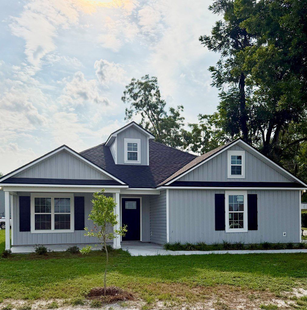 111 S Oak St. Lakeland, GA 31635
