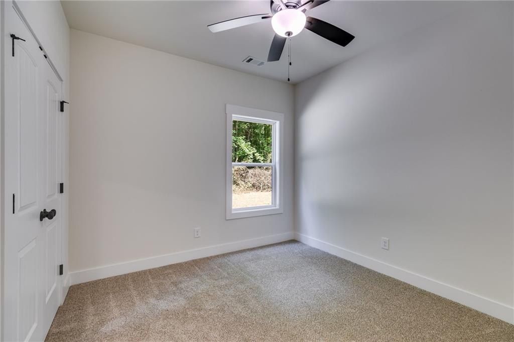 391 Relay Road. Silver Creek, GA 30173