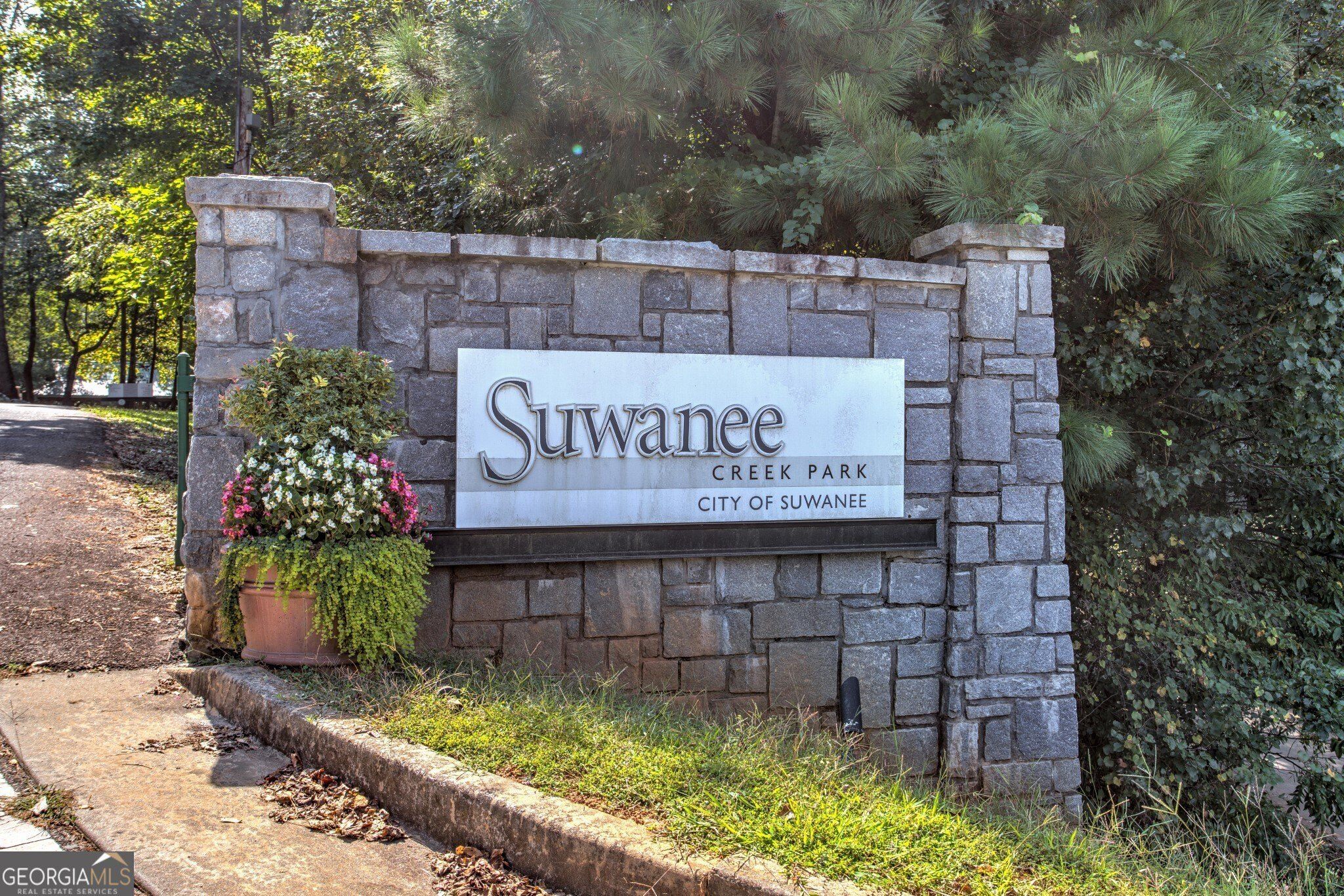 1130 Bartlett Trace. Suwanee, GA 30024