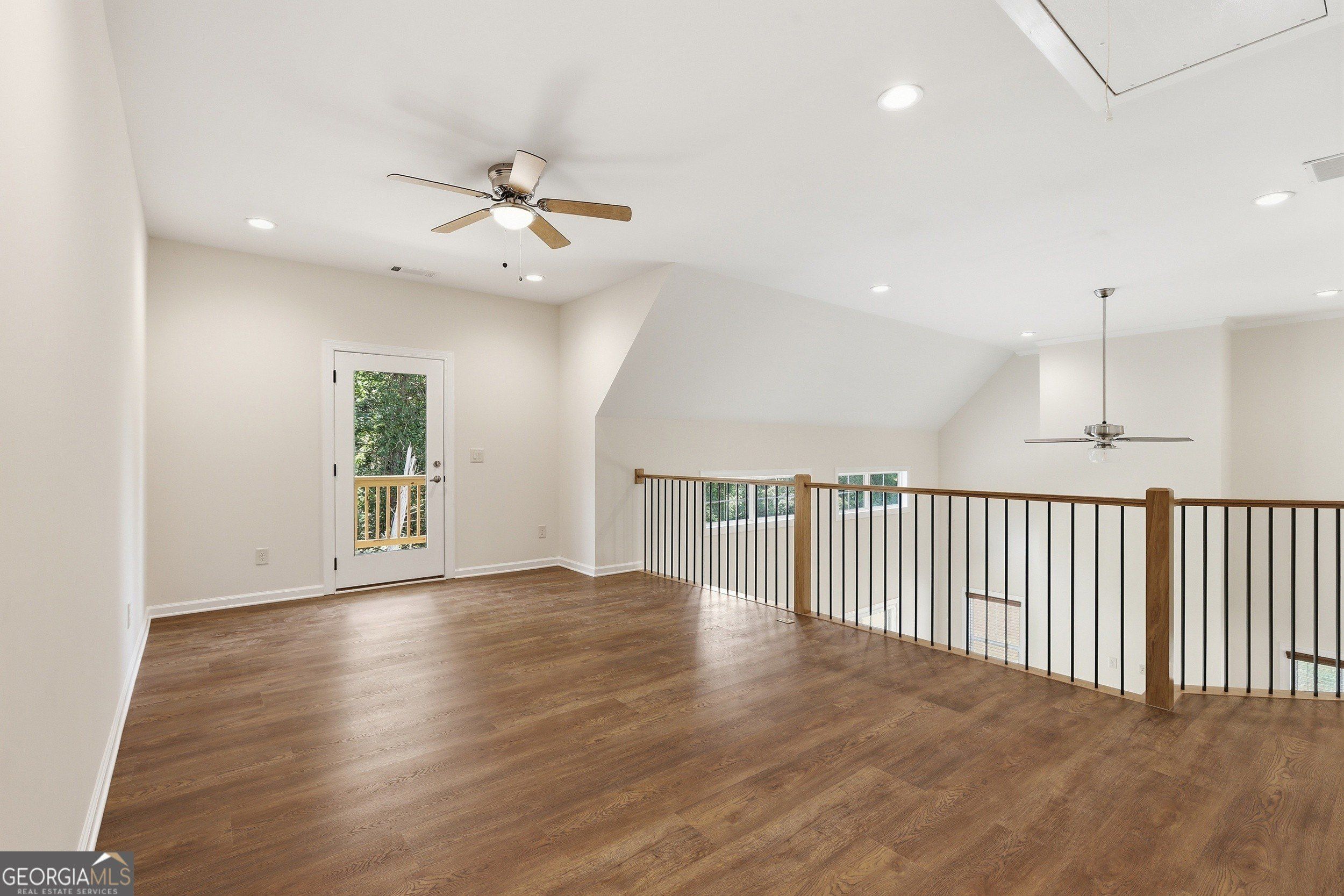 Grove Park Drive. Cornelia, GA 30531