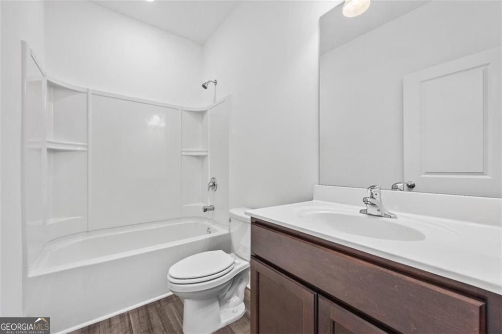 1512 Parks Edge Lane Nw. Atlanta, GA 30318
