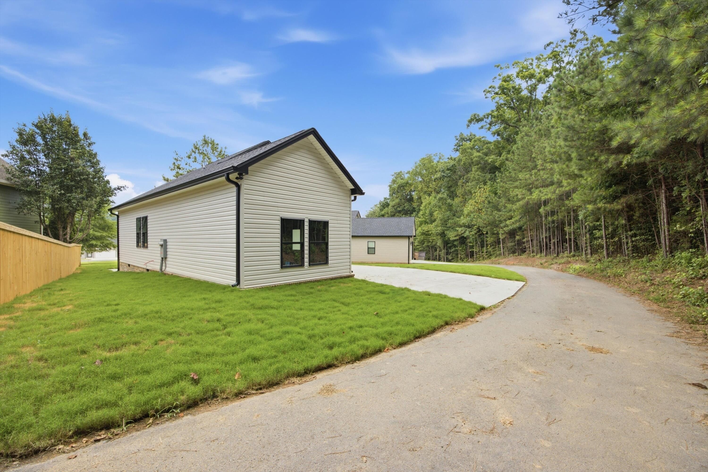 133 Washington Street. Dalton, GA 30721