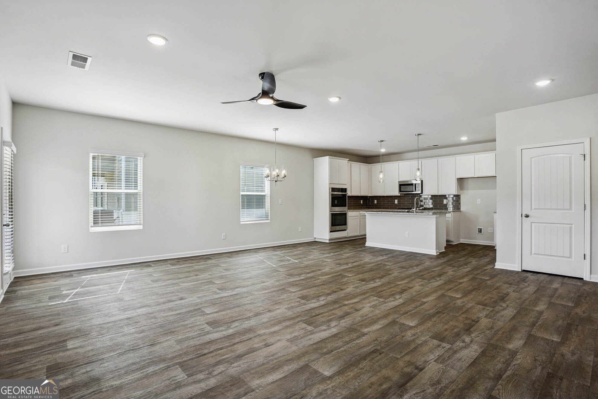 1548 Sungrown Way. McDonough, GA 30253
