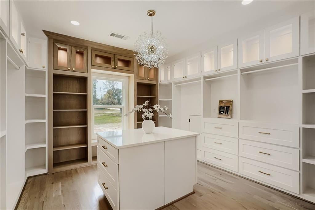 932 Cooper Road. Grayson, GA 30017