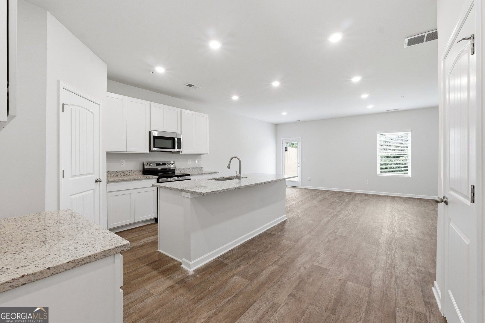 8330 Columbia Court. Palmetto, GA 30268