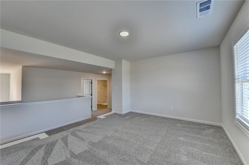 676 Rodeo Drive. Auburn, GA 30011