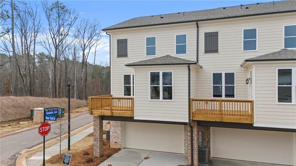 3242 Brunel Lane. Peachtree Corners, GA 30092