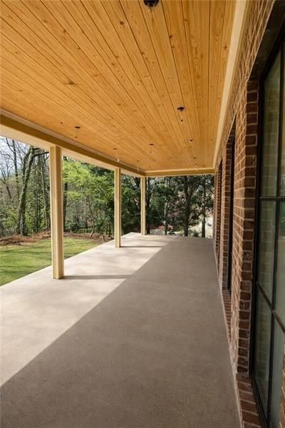 1330 Twelve Oaks Circle Nw. Atlanta, GA 30327