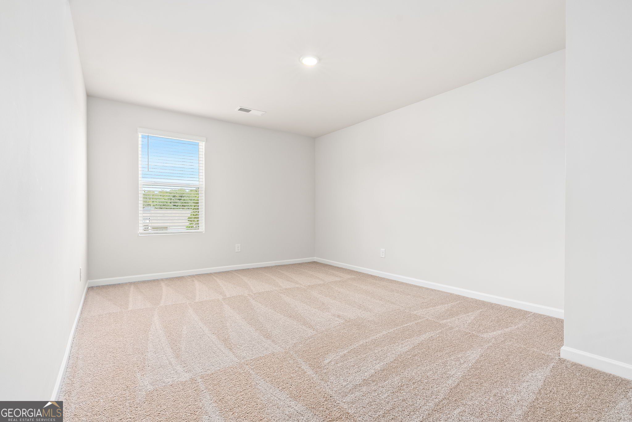202 Freshwater Court. Lagrange, GA 30241