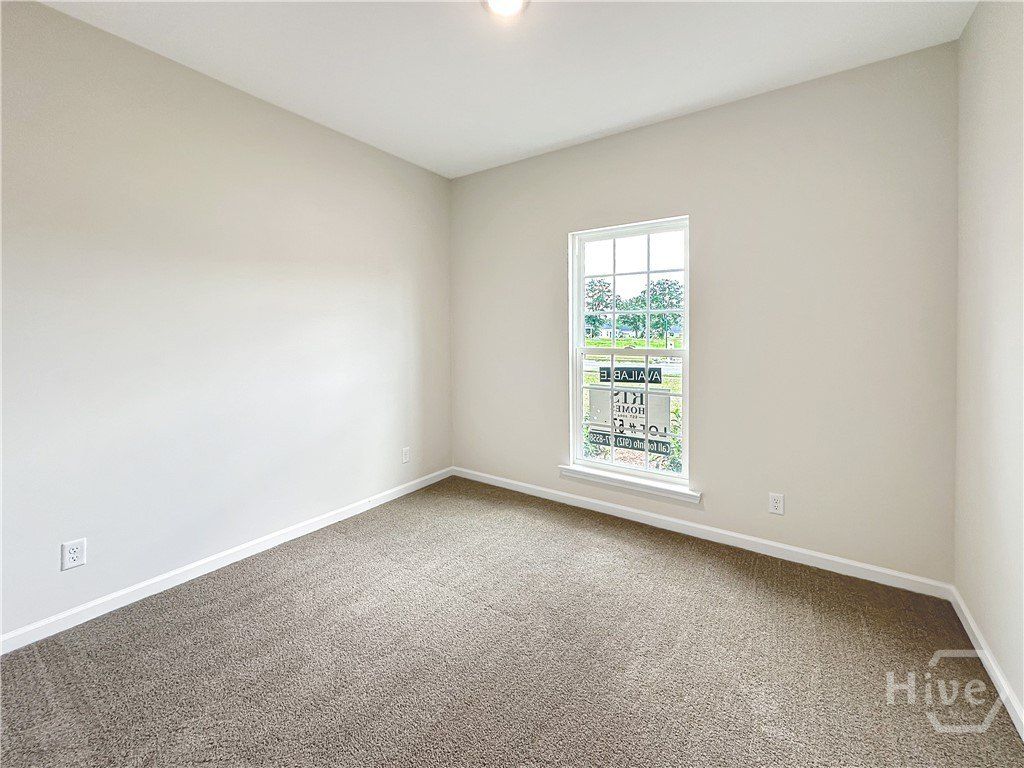 56 Cloverfield Drive Se. Allenhurst, GA 31301