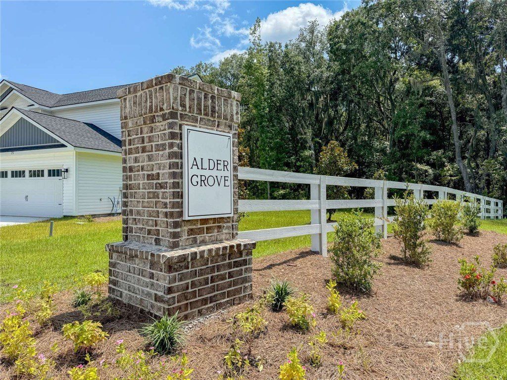58 Ringo Way. Midway, GA 31320