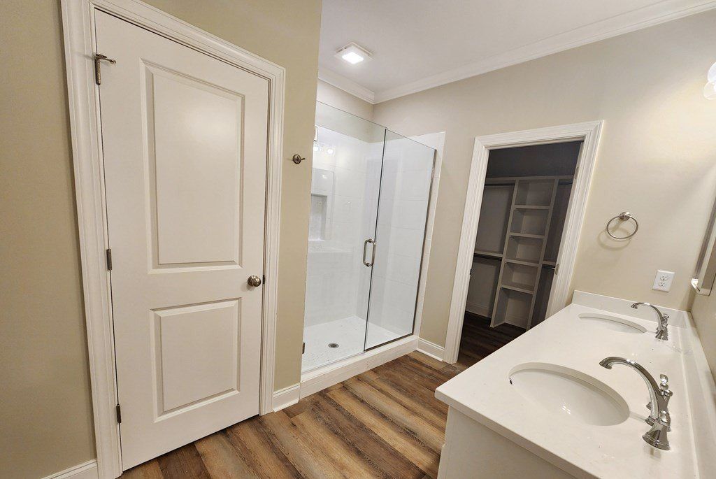 Sawtooth Drive. Leesburg, GA 31763