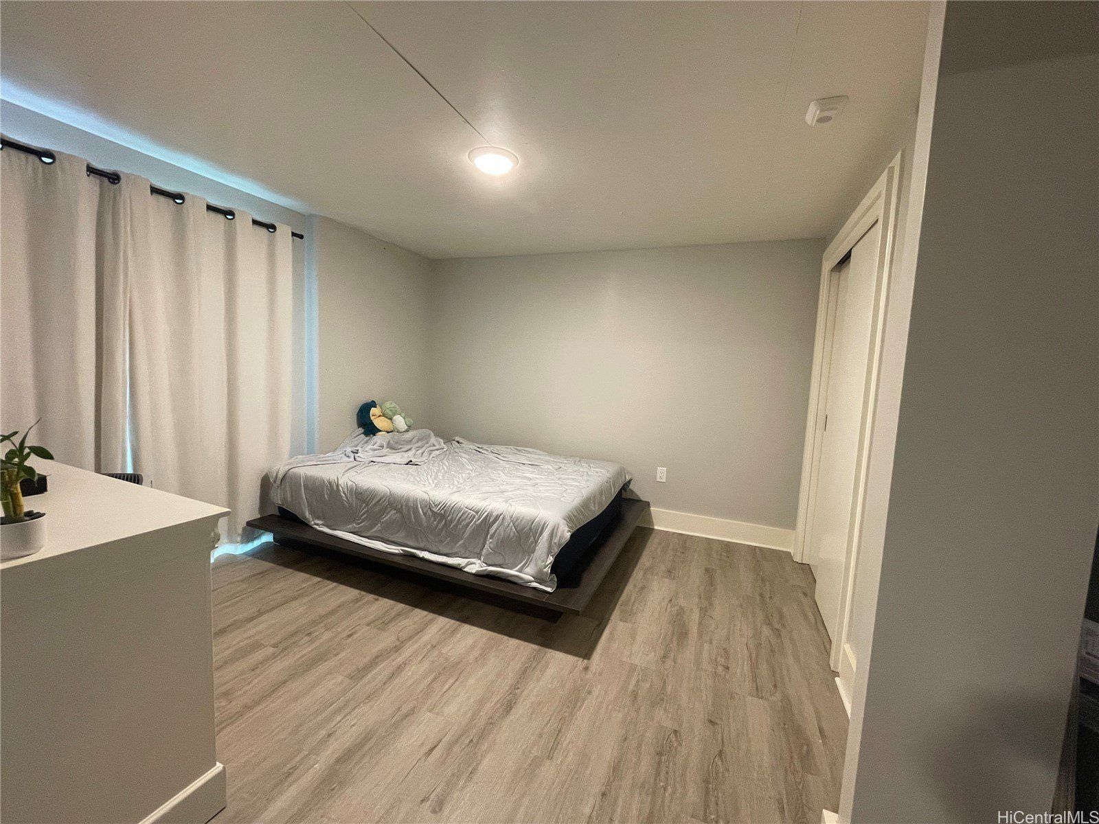 803 Waimanu Street Unit 316. Honolulu, HI 96813