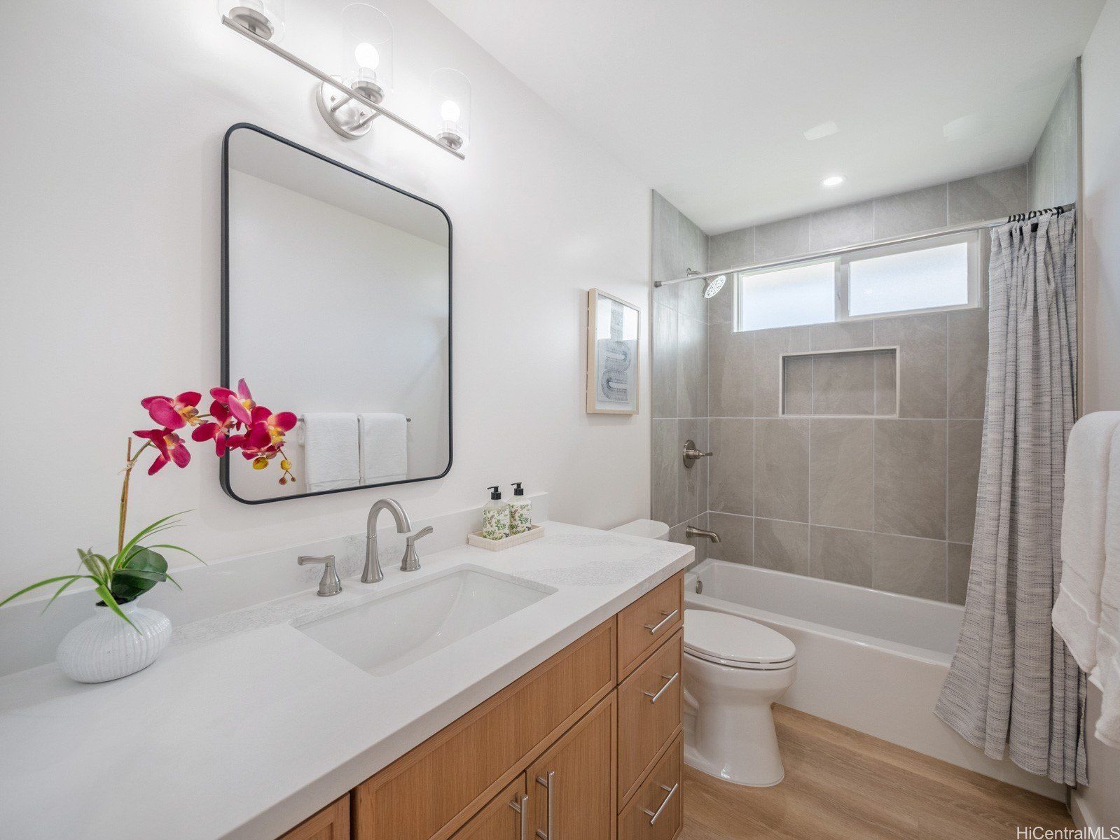 244 Kihapai Street Unit A. Kailua, HI 96734