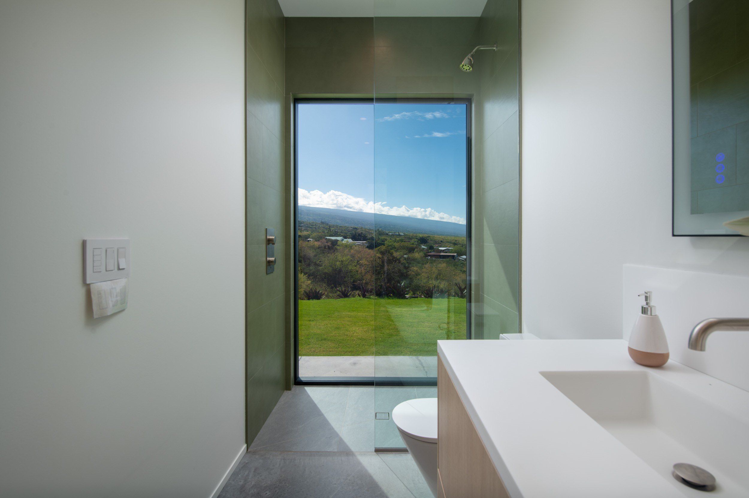 825879 Old Government Main Rd. Captain Cook, HI 96704