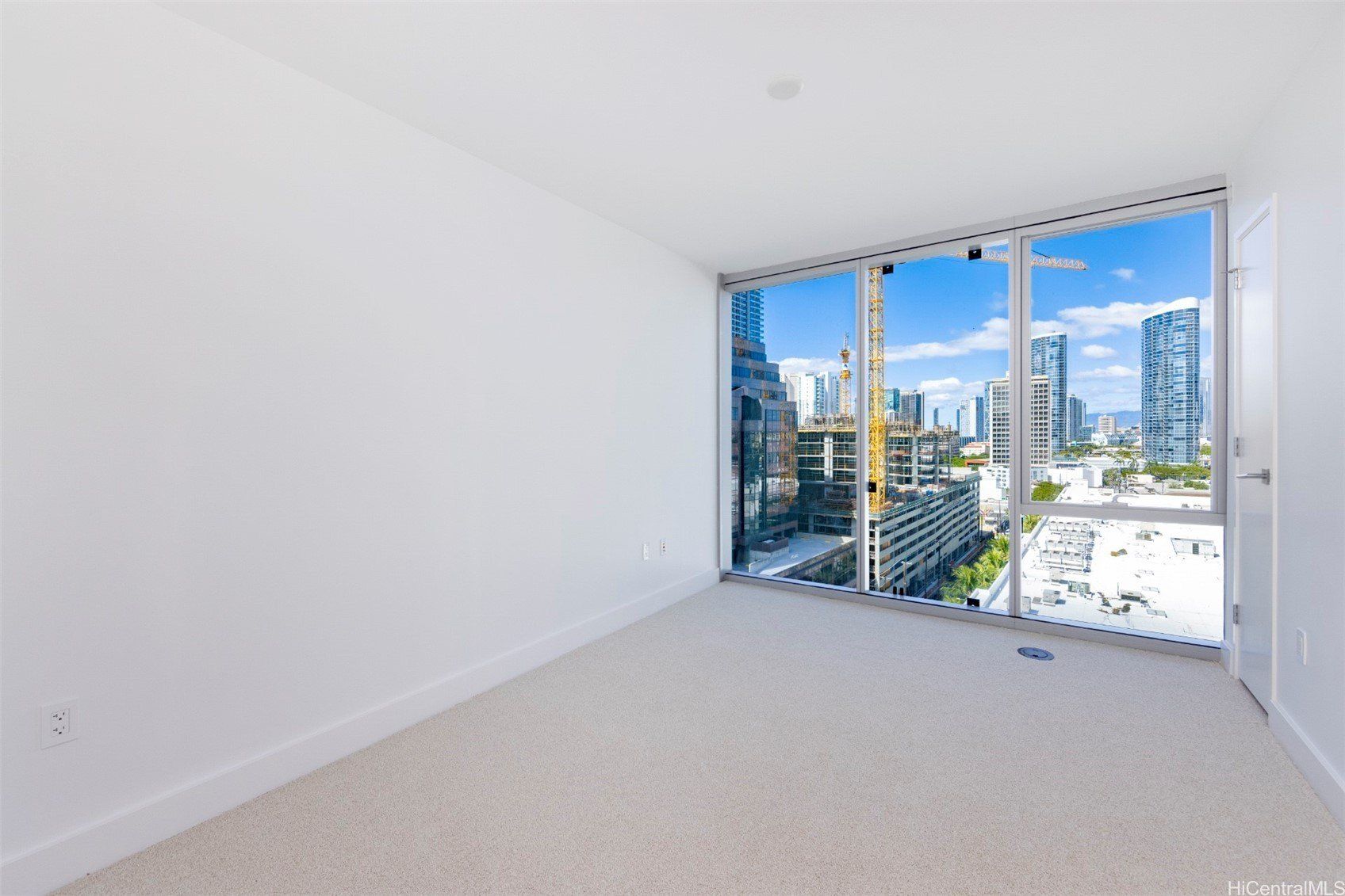 629 Keeaumoku Street. Honolulu, HI 96814