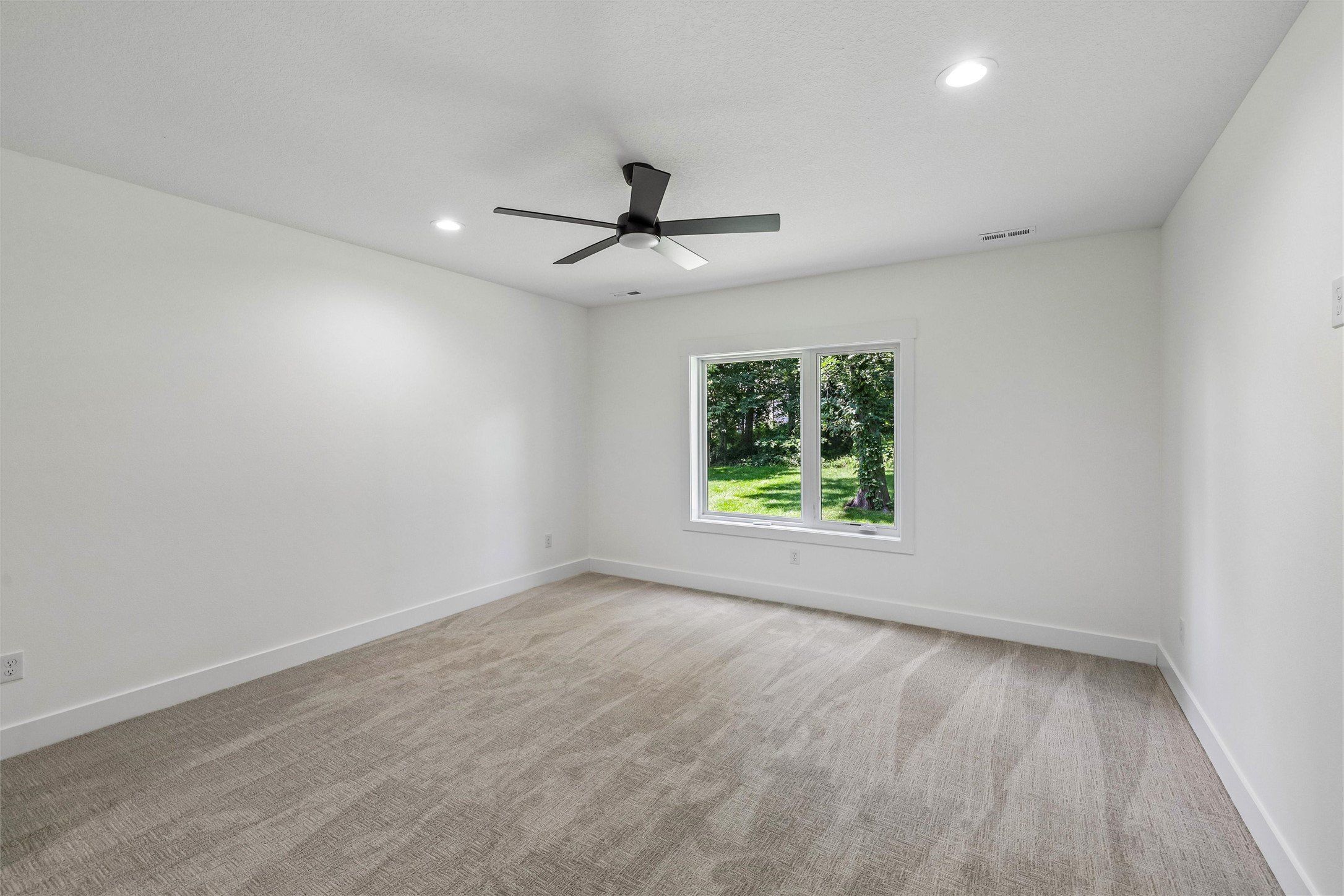 5312 173Rd Street. Urbandale, IA 50263