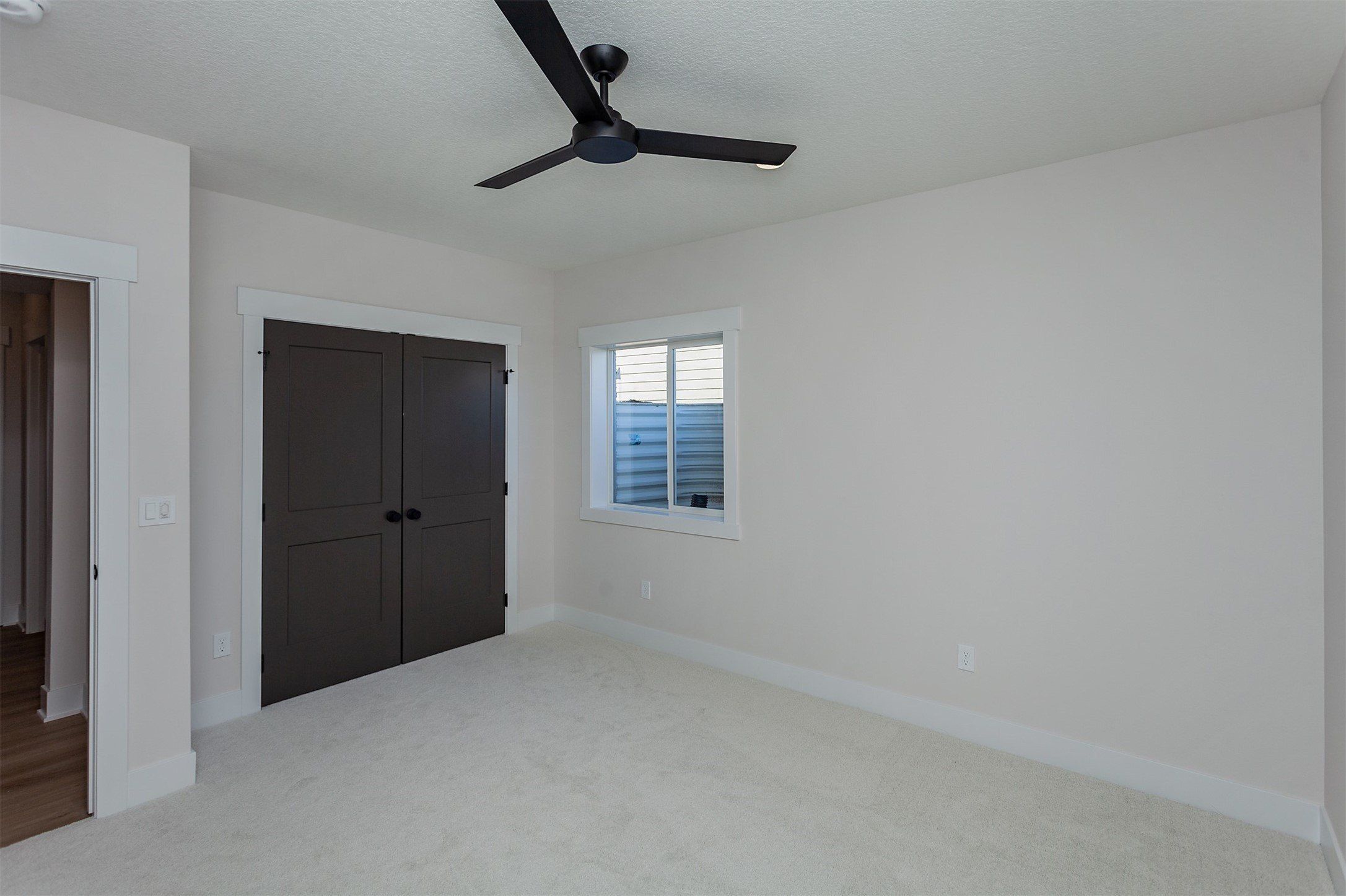 5766 Arbor Springs Drive. Pleasant Hill, IA 50327