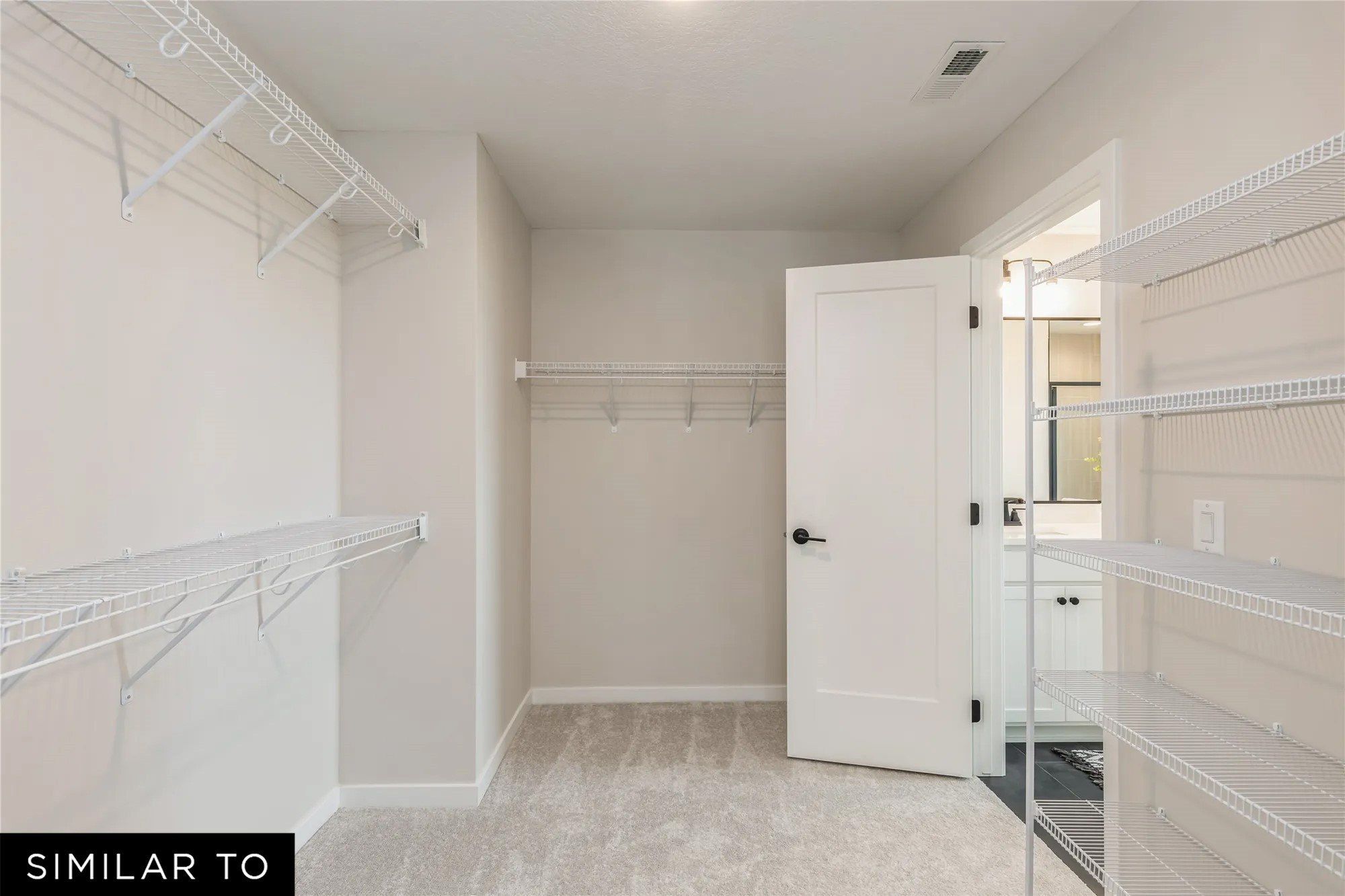 730 Ne Crossing Oaks Drive. Ankeny, IA 50021