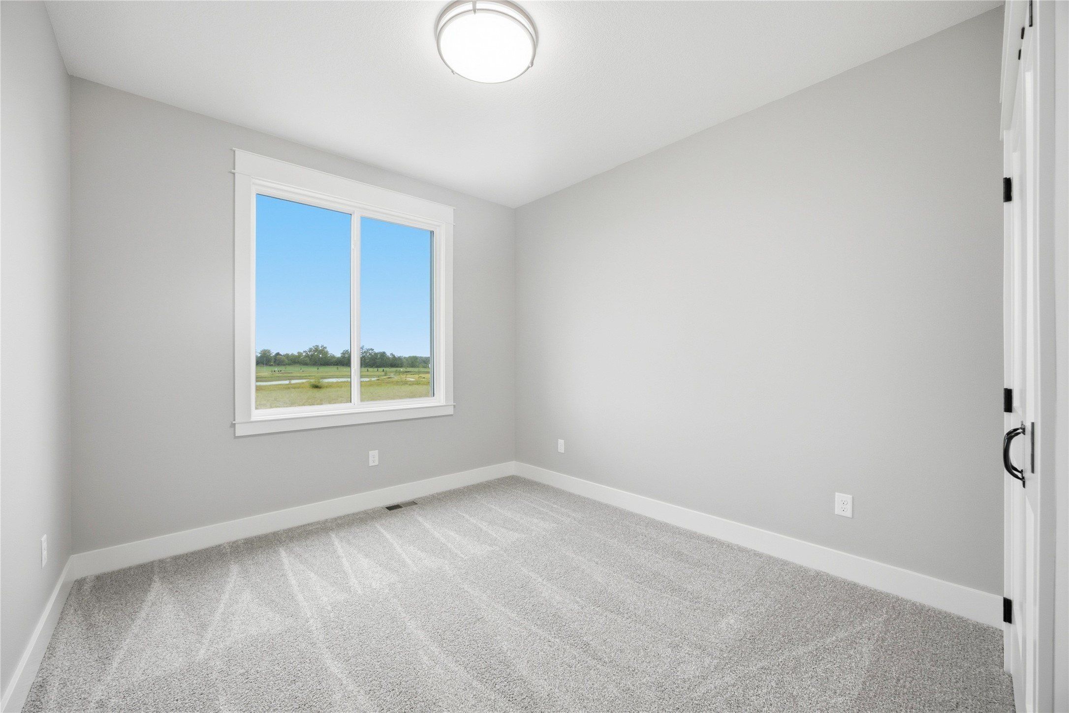 1611 Ne Threshold Drive. Ankeny, IA 50021
